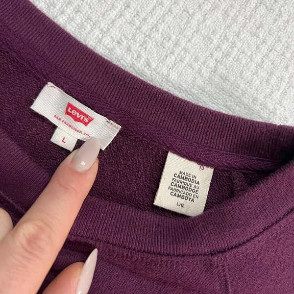 Levi’s Logo Crewneck Plum Sweater Large White Graphic Sweatshirt Womens - Image 5