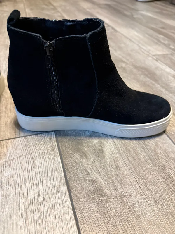 Steve Madden Suede Shoes Black - Image 4