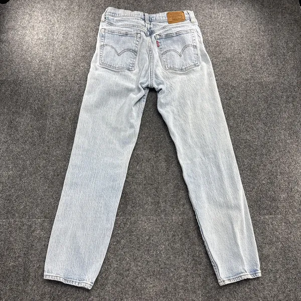Levi’s Premium Wedgie Straight Ankle Jeans Women’s 26 Light Wash 26 Inseam - Image 10