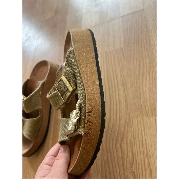 Papillio By Birkenstock Woman’s Sandals Size 7 (38) Preowned -Flaws - Image 2