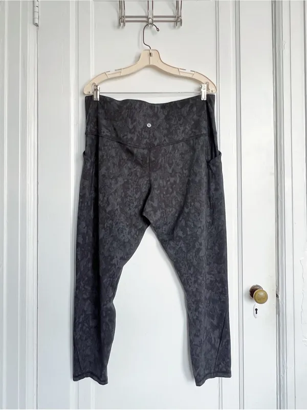 Lululemon • Align High-Rise Pant with Pockets 25" black camo legging tight crop - Image 9