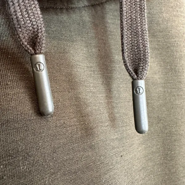 Lululemon | City Sleek‎ Pullover Athletic Hoodie in Dark Olive - Image 6