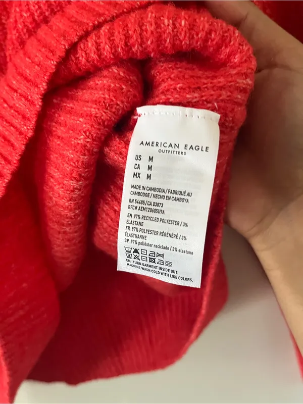 NWT American Eagle Red Crewneck Knit Sweater Medium Cozy Christmas Holiday - Image 5