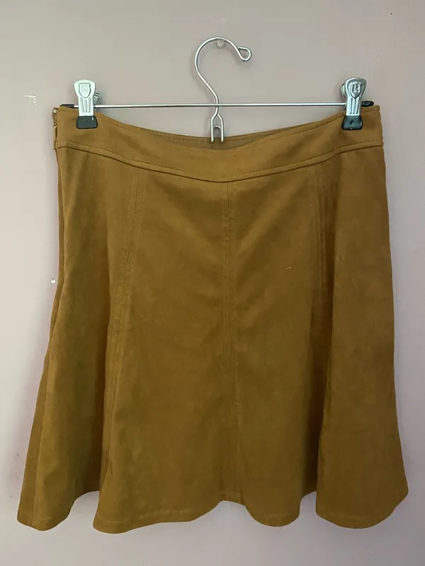 Loft Lift Classic Suede Mini Skirt in Brown - Image 2