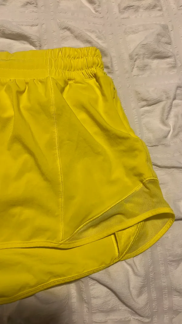 Lululemon Hotty Hot Shorts 4" - Image 2