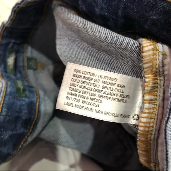 Wild Fable Highest Rise Mom Shorts‎ Distressed Raw Hem 16 - Image 4