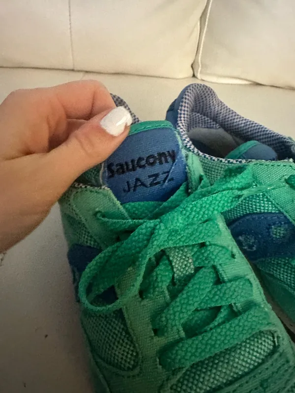 Green Saucony Shoes - Image 2