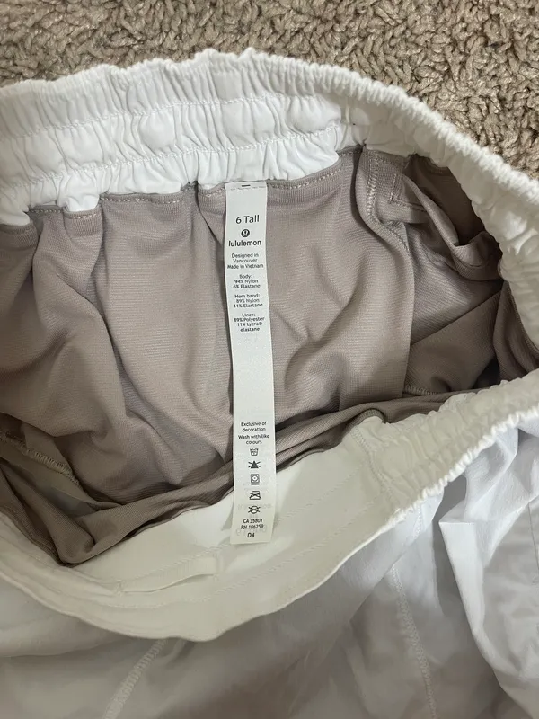Lululemon Hotty Hot Shorts 4” - Image 5