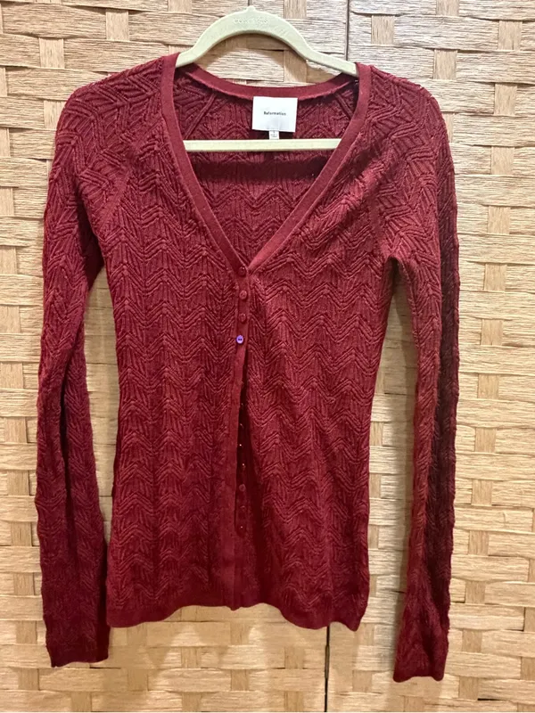 Reformation V- Neck Button Front Pointelle Cardigan Sweater - Burgundy size S - Image 3