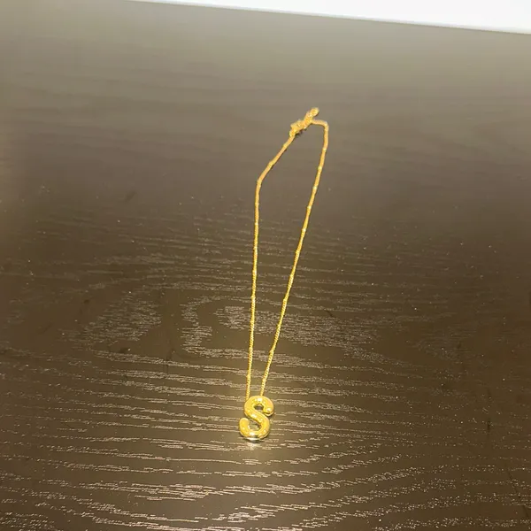 ‘S’ Necklace Gold - Image 3