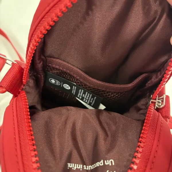 Lululemon Crossbody Bag Team Canada 22 Future Legacy Crimson Red - Image 5