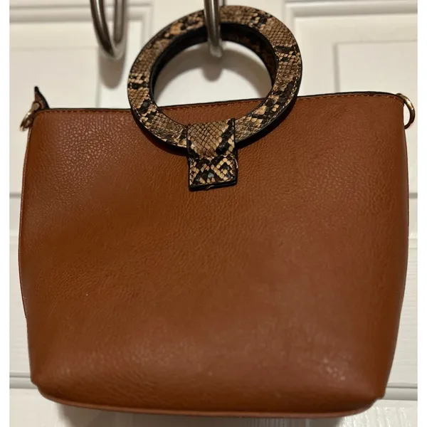 Women’s Light Brown Tote and Smaller Handbag Set‎ Animal Print - Image 7