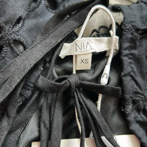 Nia Mia top in black - Image 4