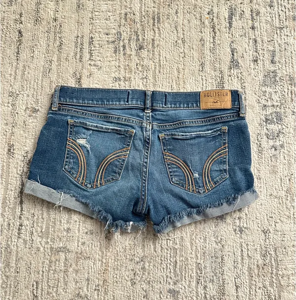 Hollister shorts - Image 2