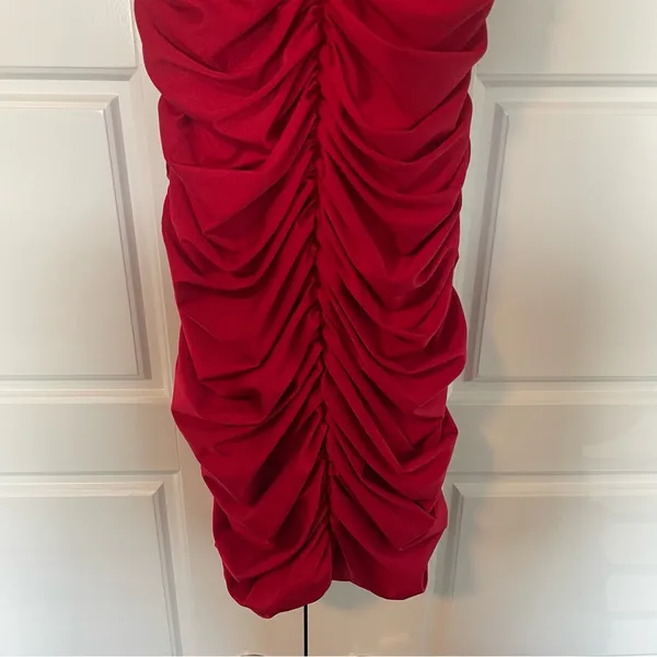 Windsor Women's‎ Red Ruched Mini Dress Size Small V-Neck - Image 4