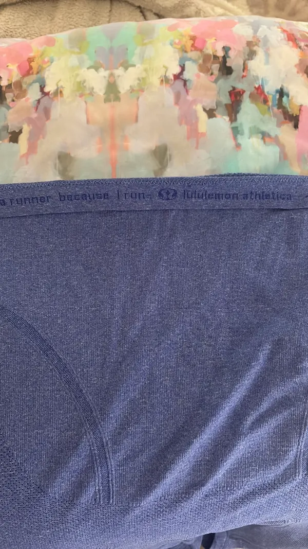 Lululemon Swiftly Tech Long Sleeve- Viola Violet Size 6 - Image 5