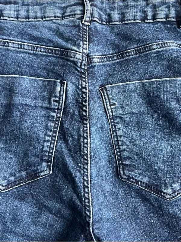 H&M Women's Blue Skinny Denim Jeans Solid Size US6 - Image 4