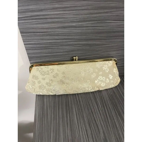 VTG St. Thomas Cream Colored Clutch Evening Purse - Image 2