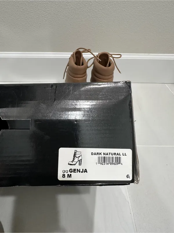 GUESS Brown Lace-Up Heeled Ankle Boots Genja - Image 7