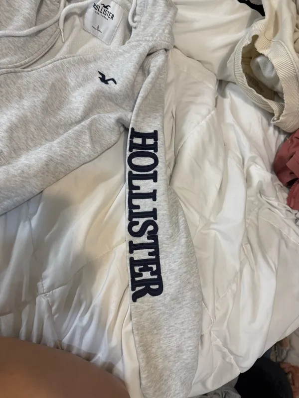 Grey Hollister Zip-Up Hoodie - Image 3