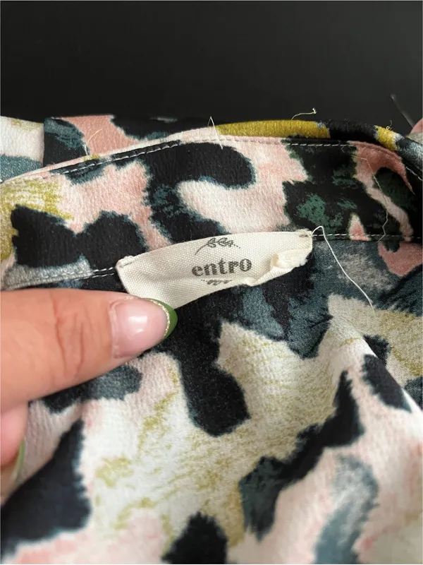 entro Leopard-Style Print Blouse in Black, Pink, Green - Image 4