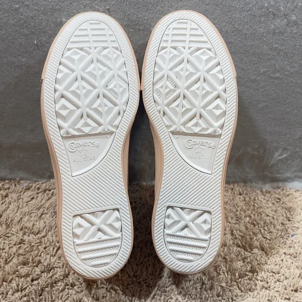 968 | NEW!! Converse CTAS OX Suede Rose Gold Eyelet Low Top‎ Bisque Women 9 - Image 4