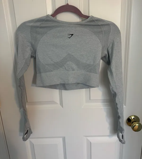 Gymshark Flex Sports Long Sleeve Crop Top Light Grey Marl - Image 3