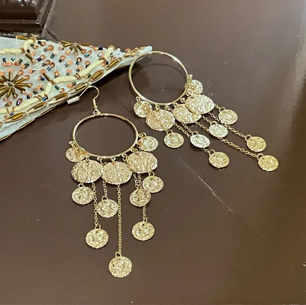 Elegant Gold Chandelier Earrings - Image 2