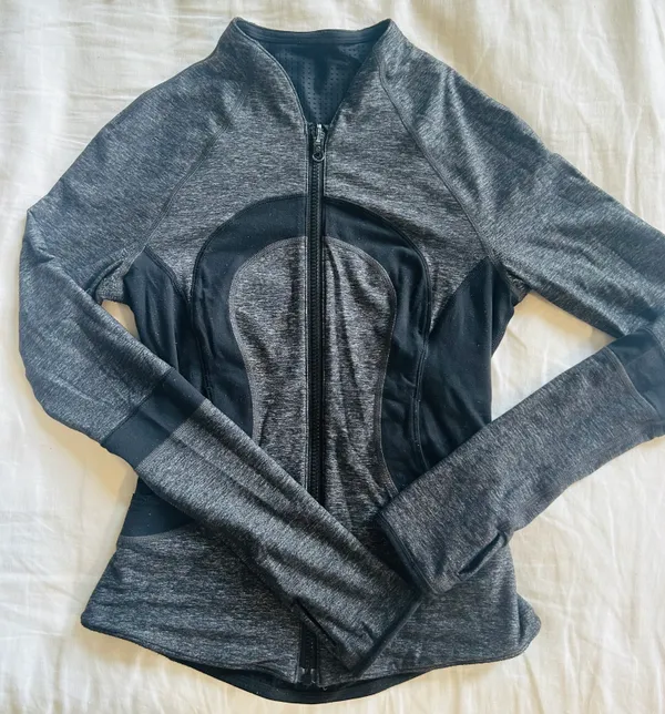 Lululemon Reversible Running Jacket - Image 3