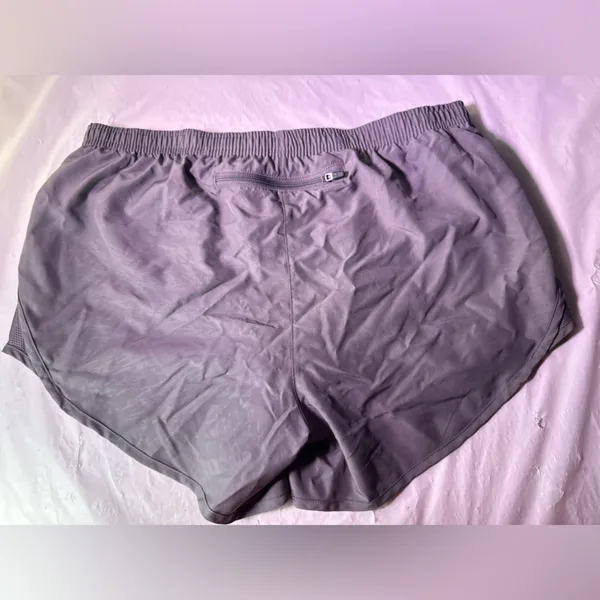 Nike Women's Lavender Athletic Shorts - Image 3