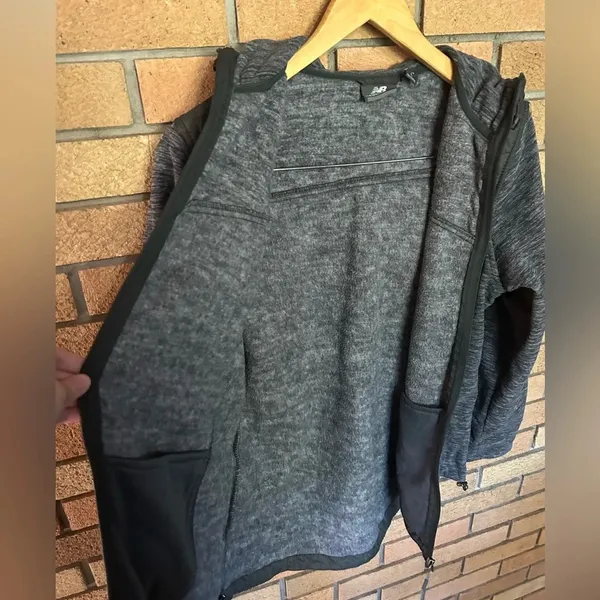 New Balance Jacket Women Gray Insulated Full Zip Micro Fleece Hoodie Size Large - Image 2
