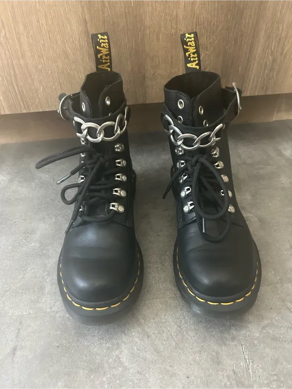 Dr. Martens 1460 Pascal Chain Leather Lace Up Boots Moto Goth Grunge Size 5 - Image 3