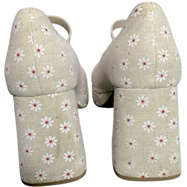 Madden Girl Women's Mantel Mary Jane Flower Print Platform Heels Size 9 Feminine - Image 11