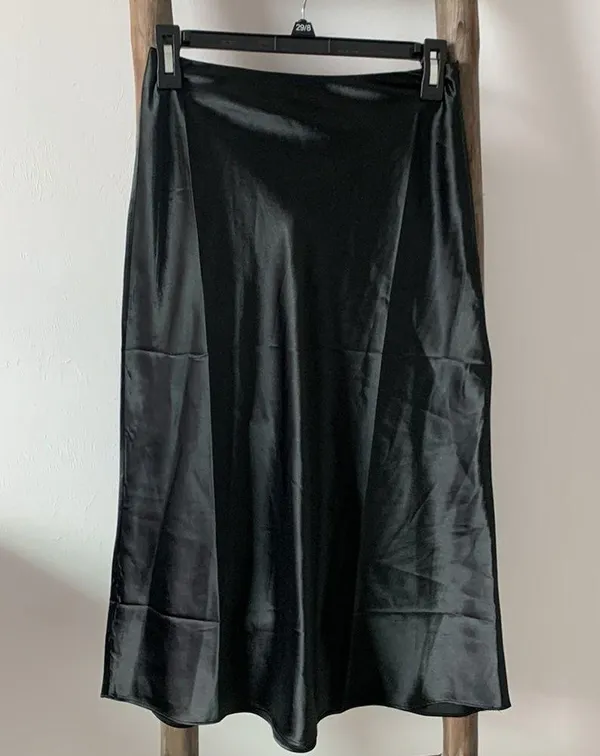 Black Silky Midi Fit and Flare Skirt / Size XS-S - Image 8