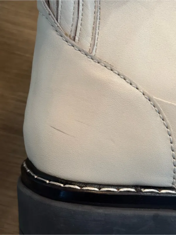 rag & bone Cream Leather Chelsea Lug Booties Sz 39 - Image 8