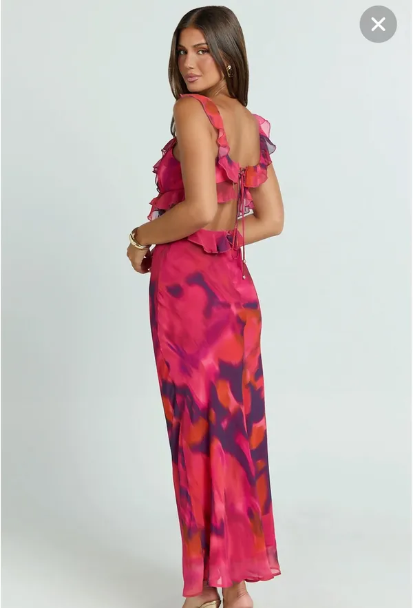 Showpo Alessa Midi Dress - Image 2