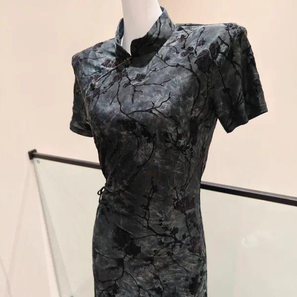 Women Long Cheongsam Dress Floral Flocking Print - Image 3