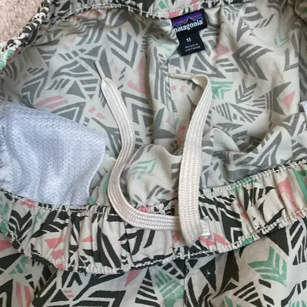 Patagonia Barely Baggy Quiver And Quill Shorts Womens Size Medium Drawstring‎ - Image 6