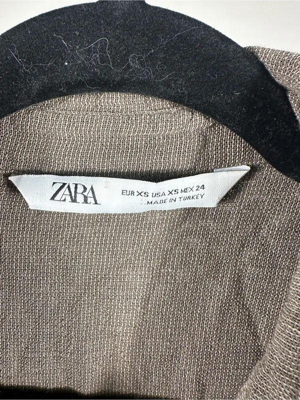 N177. Zara Taupe-Gray Long-Sleeve Casual Button-Down Shirt - Image 2