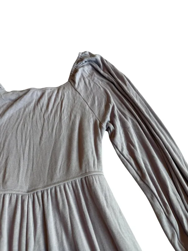 Three Bird Nest Purple Flowy Dress Smocked Long Sleeve Stretchy Size Medium - Image 8