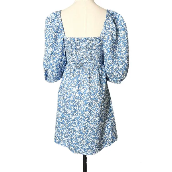 Tuckernuck Blue White Floral Smocked Puff Sleeve Linen Blend Mini Dress Small - Image 4