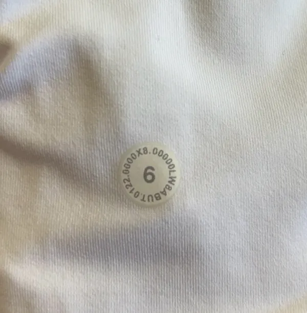 Size 6 Lululemon Solid White Court Rival High Rise Skirt - Image 4