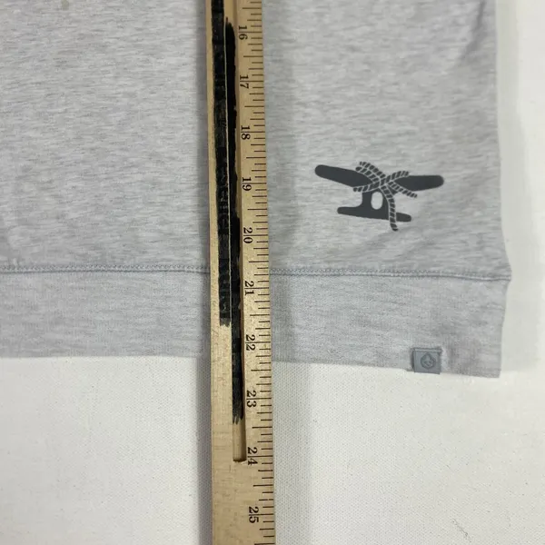 Tasc Performance Shirt Womens XL Gray Cropped Short Sleeve Crewneck Athletic Top - Image 5