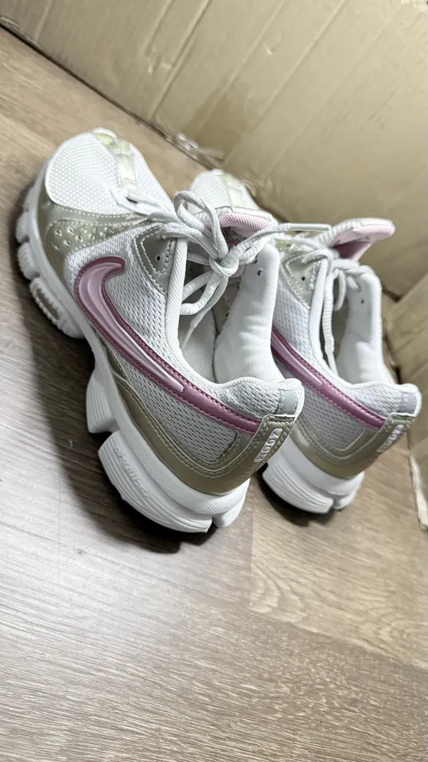 Nike Air Zoom Explosion RD Sneakers Womens Shoes Size 9 - Image 4