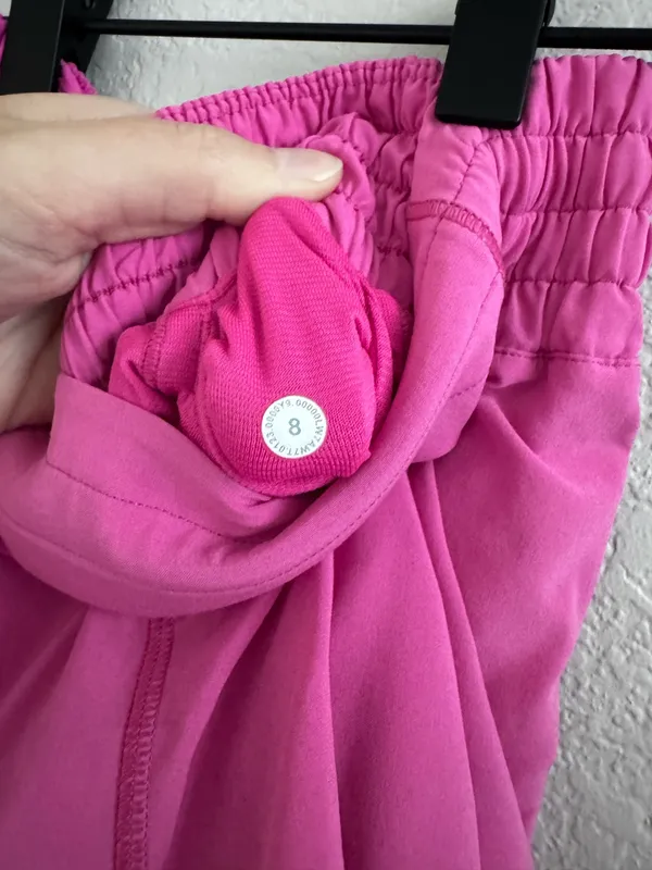 Lululemon Hotty Hot HR Short 4” 8 Sonic Pink - Image 5