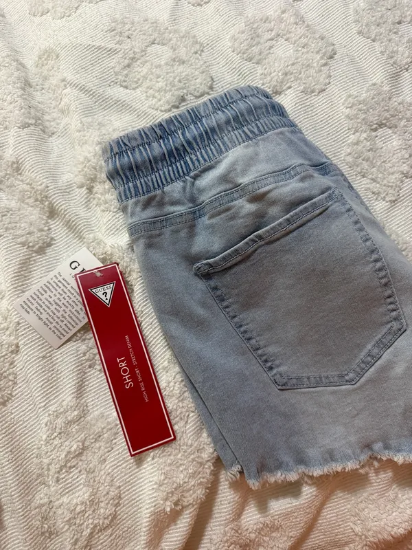 High-Rise stretch denim shorts - Image 2