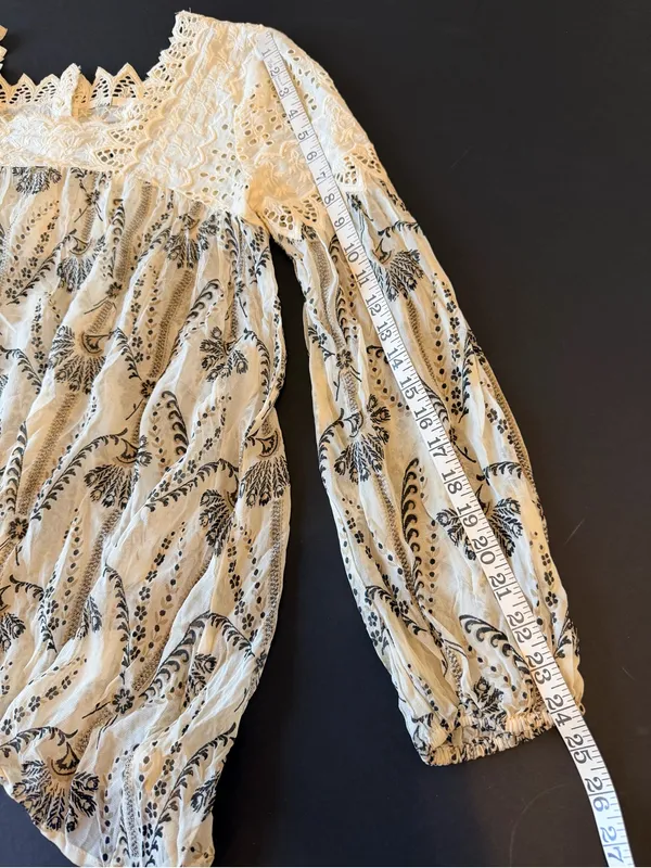 Anthropologie Floreat Cantata peasant blouse, eyelet detail, size 2 - Image 7