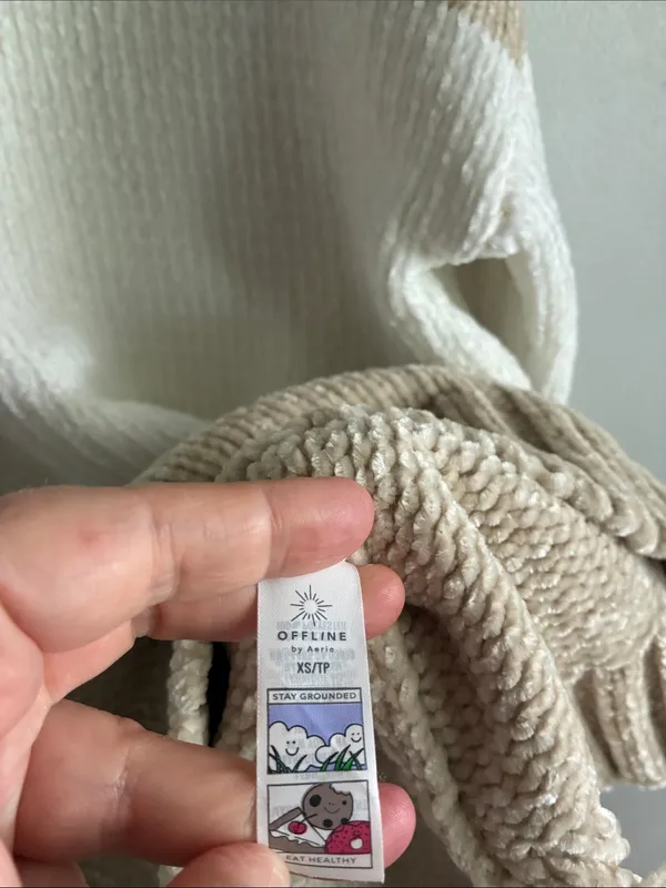 Offline by Aerie XS Chenille Sweater Beige Ivory Colorblock Oversized Cozy Knit - Image 3