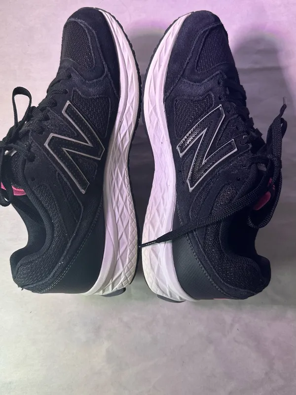 New Balance Black Athletic Sneaker with White Sole - Image 8