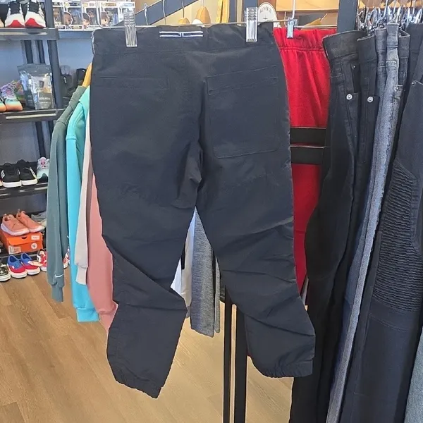Jordan Black Utility Cargo Pants Size 6 - Image 5